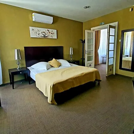 Sia Hotel 3*