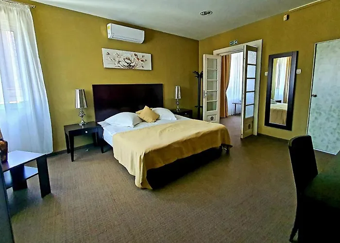 Sia Hotel 3*