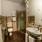 Sia 3*